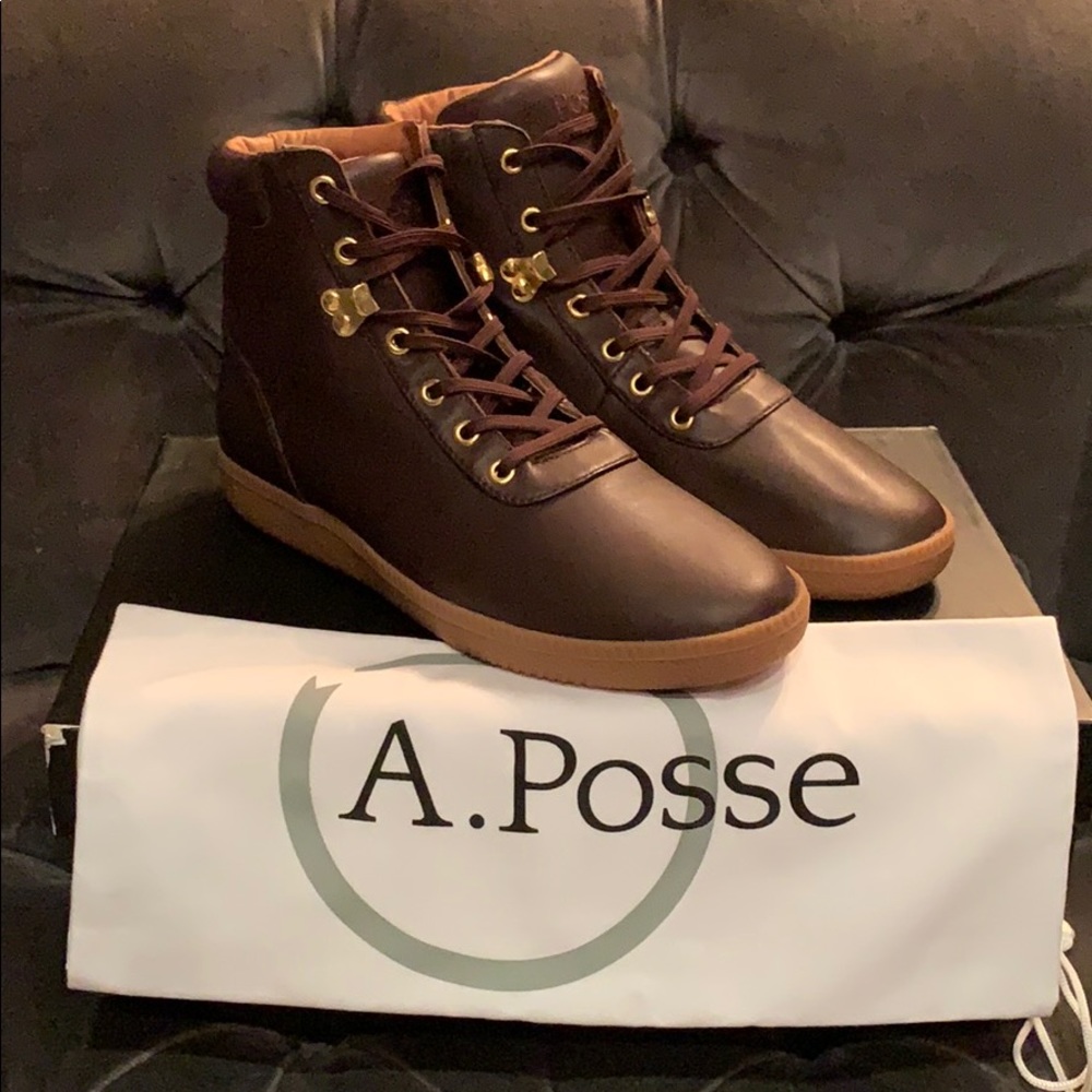 A. Posse New York Fulton // brown II (US 7.5)